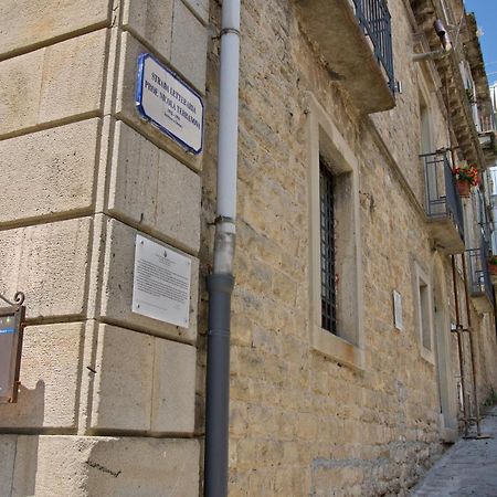 Domus Aurea Bed and Breakfast Montalbano Elicona Εξωτερικό φωτογραφία