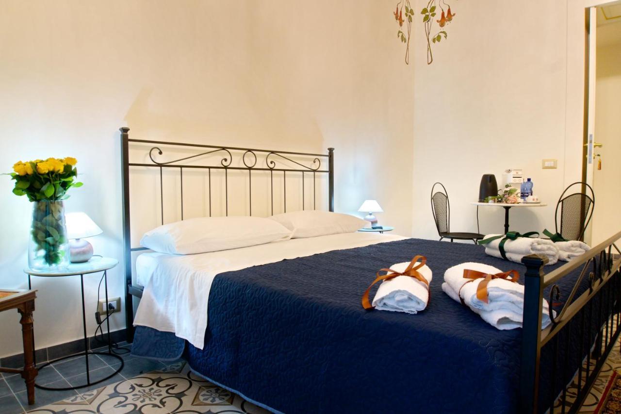 Domus Aurea Bed and Breakfast Montalbano Elicona Εξωτερικό φωτογραφία